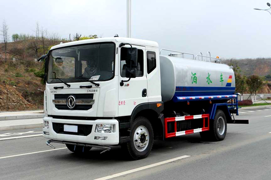 怎樣排除灑水車(chē)柴油機(jī)過(guò)早、過(guò)遲的噴油現(xiàn)象？
